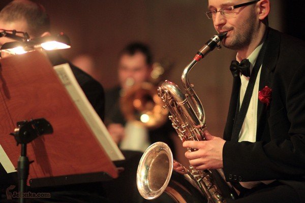 swingujaco-na-dzien-kobiet-big-band-da-czadu-32757