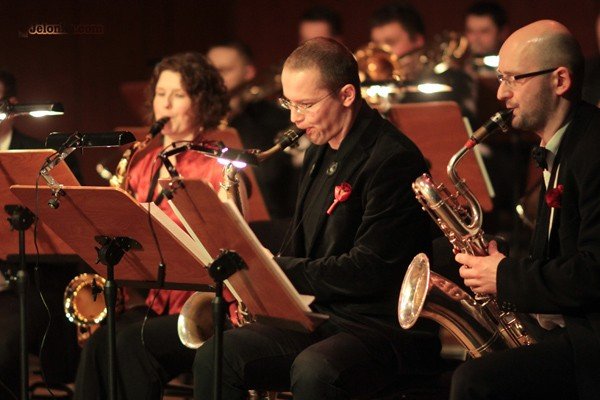 swingujaco-na-dzien-kobiet-big-band-da-czadu-32757
