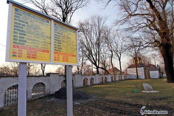 zapowiedz-rewaloryzacji-kaplic-tablice-na-poczatek-32861