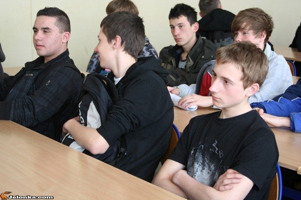 zespo-szko-ekonomicznych-i-turystycznych-dajemy-solidne-wyksztacenie-32910