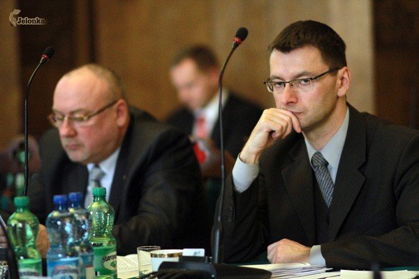 Rafał Szymański proponuje, by zacząć prowadzić publicznie dostępne statystyki dotyczące aktywności rajców.