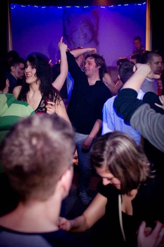 studenci-juz-pena-geba-otrzesiny-w-riverside-32929