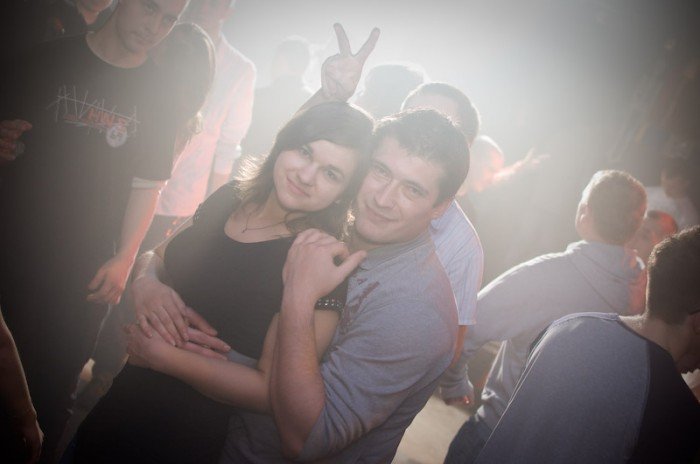 studenci-juz-pena-geba-otrzesiny-w-riverside-32929