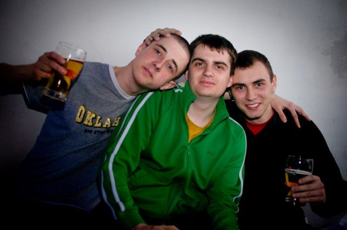 studenci-juz-pena-geba-otrzesiny-w-riverside-32929