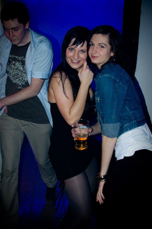 studenci-juz-pena-geba-otrzesiny-w-riverside-32929
