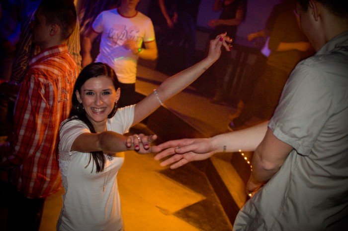 studenci-juz-pena-geba-otrzesiny-w-riverside-32929
