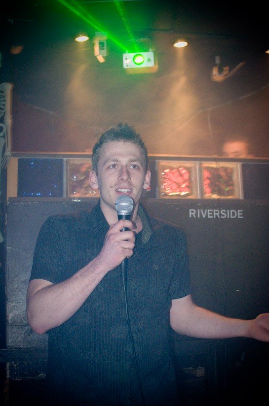 studenci-juz-pena-geba-otrzesiny-w-riverside-32929