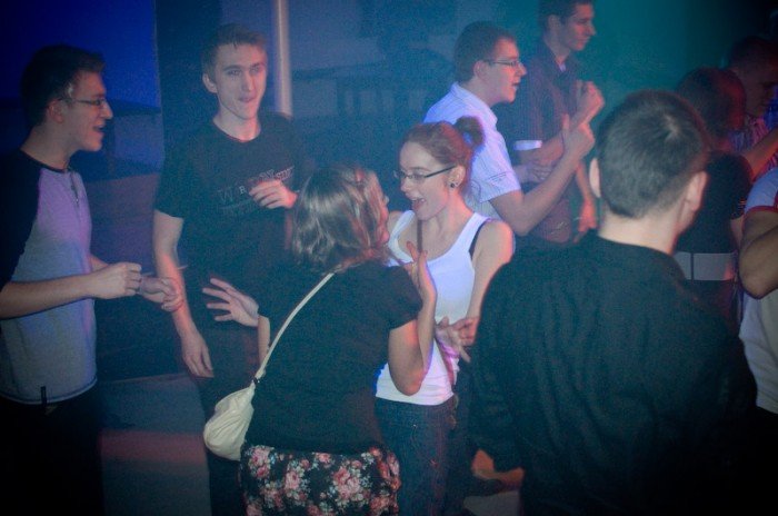 studenci-juz-pena-geba-otrzesiny-w-riverside-32929