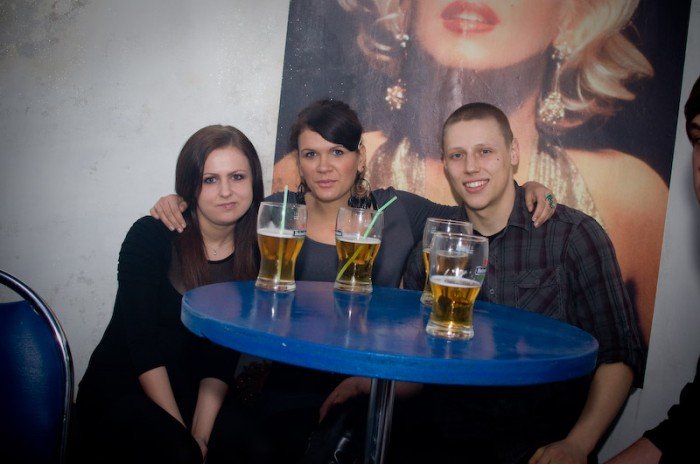 studenci-juz-pena-geba-otrzesiny-w-riverside-32929