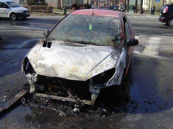 ponacy-peugeot-w-centrum-jeleniej-gory-33027