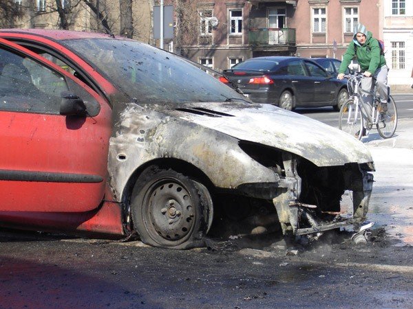 ponacy-peugeot-w-centrum-jeleniej-gory-33027