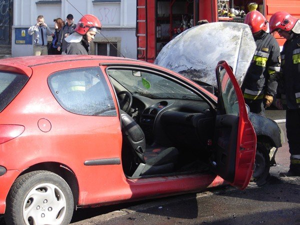 ponacy-peugeot-w-centrum-jeleniej-gory-33027