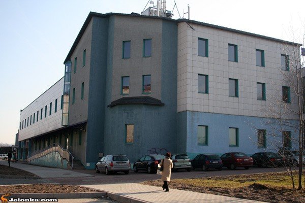 jeleniogorscy-pocztowcy-drza-o-posady-33047