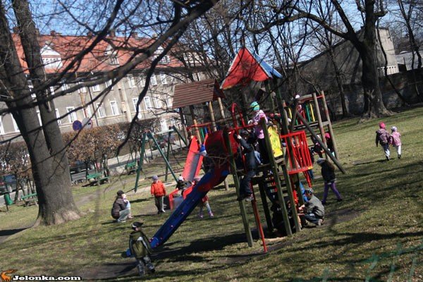 place-zabaw-do-wiosennego-przegladu-33084