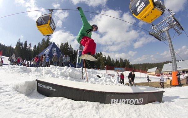 burton-spring-jam-na-zakonczenie-sezonu-snowboardowego-33112