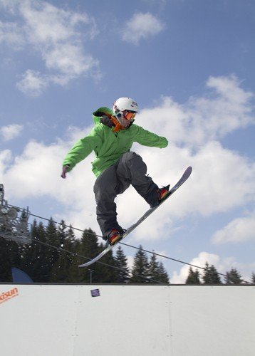 burton-spring-jam-na-zakonczenie-sezonu-snowboardowego-33112