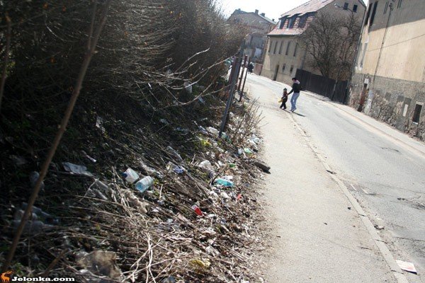 ale-baagan-w-miescie-wiosenne-brudy-czekaja-na-mioty-33113