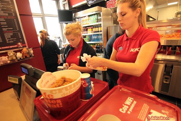 kfc-otwarte-oficjalnie-i-bez-tumow-33168