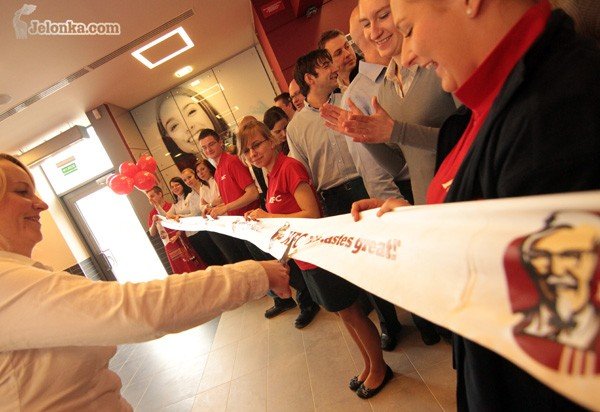 kfc-otwarte-oficjalnie-i-bez-tumow-33168