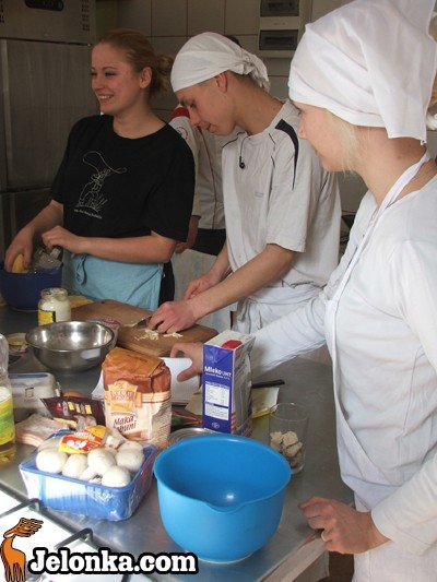 poznawali-tajniki-zawodow-w-gastronomie-33180