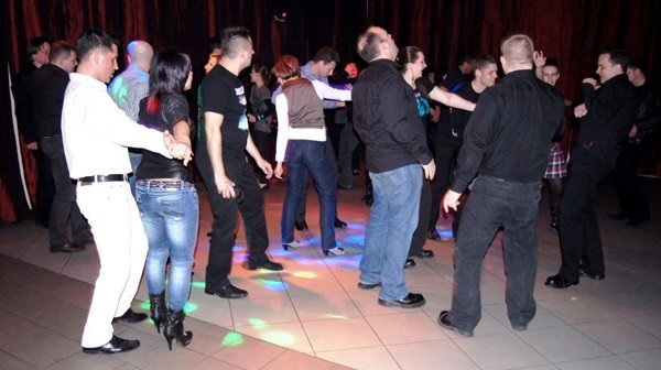 po-nocy-z-depeche-mode-w-oriencie-zabawa-bya-przednia-33208