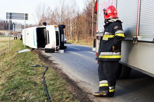 pijany-kierowca-busa-wpad-w-poslizg-osmiu-rannych-33214