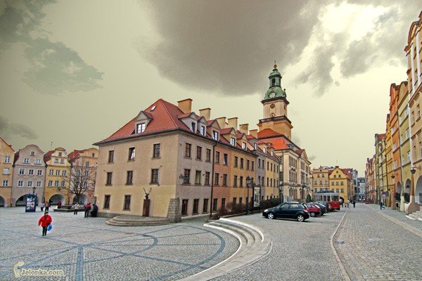 mae-trzesienie-ziemi-w-ratuszu-33218