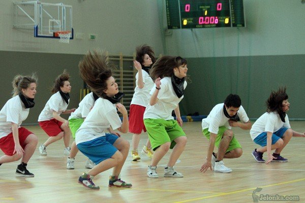 sala-sportowa-przy-kampusie-otwarta-oficjalnie-zywy-pomnik-pamieci-33243