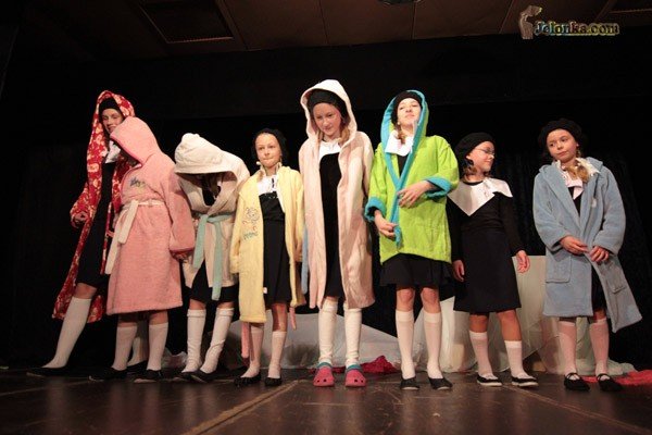 xi-jftd-oswajanie-teatralnych-duchow-33302