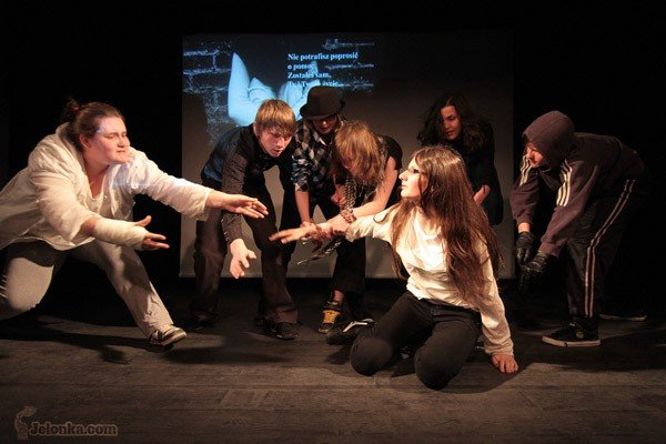 xi-jftd-oswajanie-teatralnych-duchow-33302