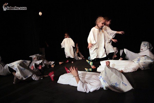 xi-jftd-oswajanie-teatralnych-duchow-33302