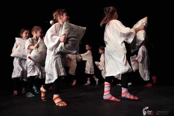 xi-jftd-oswajanie-teatralnych-duchow-33302