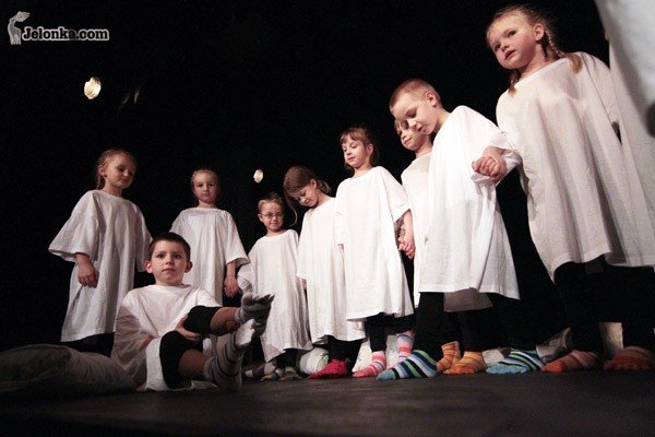 xi-jftd-oswajanie-teatralnych-duchow-33302