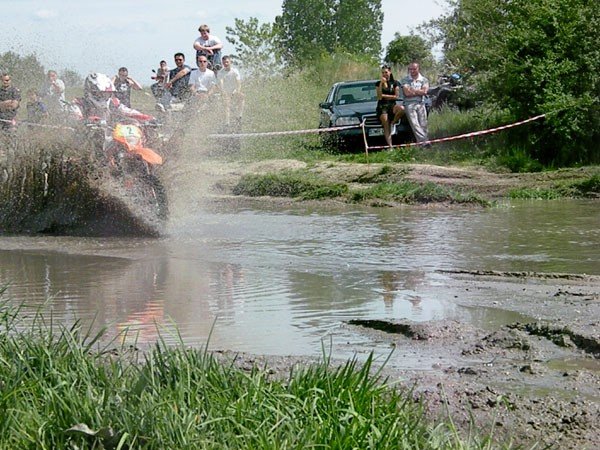 crossowcy-nie-rozjezdzajcie-nam-lasow-33311