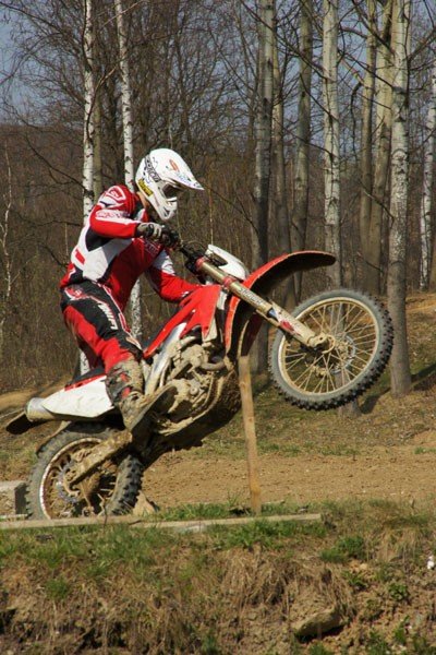 crossowcy-nie-rozjezdzajcie-nam-lasow-33311