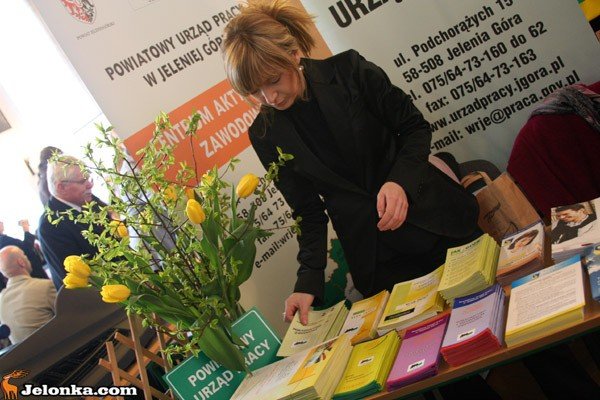 tumy-na-targach-pracy-i-edukacji-33333