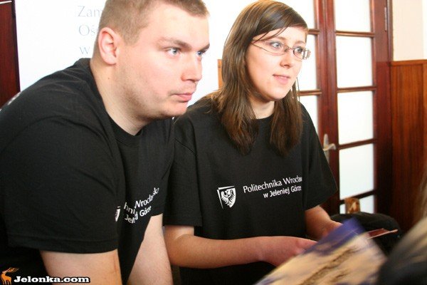 tumy-na-targach-pracy-i-edukacji-33333