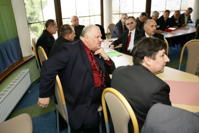 o-energetyce-i-jej-przyszosci-w-dzikim-potoku-33342
