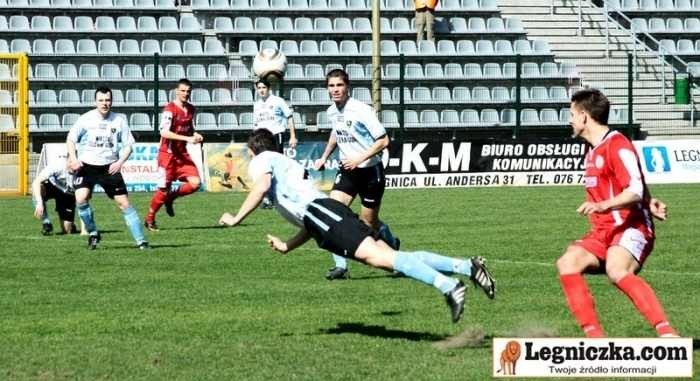 pierwsza-porazka-pikarzy-karkonoszy-na-wiosne-fotorelacja-z-meczu-w-legnicy-33356