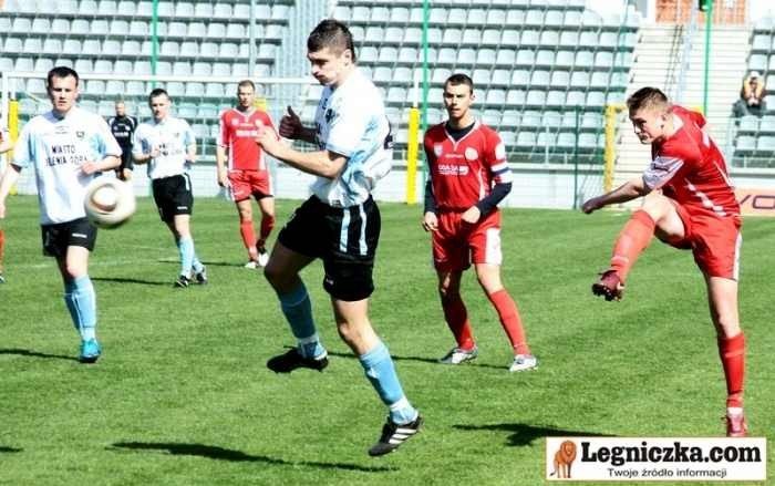 pierwsza-porazka-pikarzy-karkonoszy-na-wiosne-fotorelacja-z-meczu-w-legnicy-33356