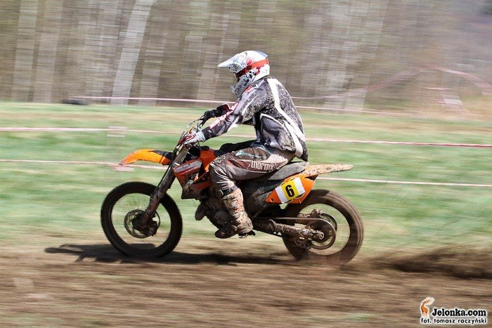 swietna-zabawa-podczas-pikniku-cross-country-33358