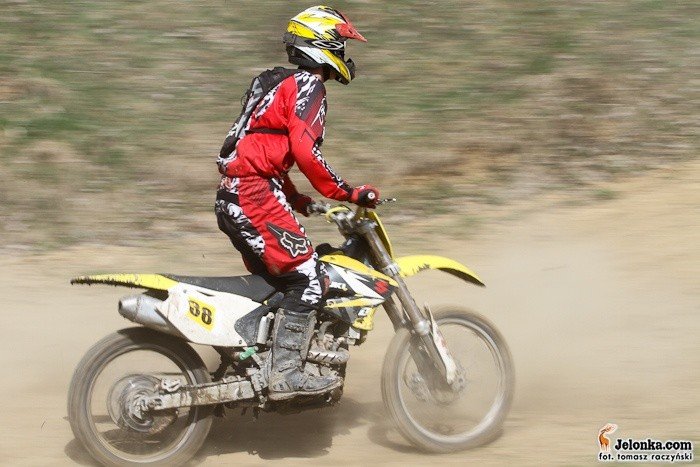 swietna-zabawa-podczas-pikniku-cross-country-33358