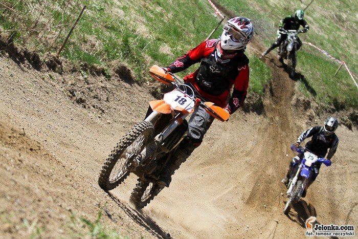 swietna-zabawa-podczas-pikniku-cross-country-33358