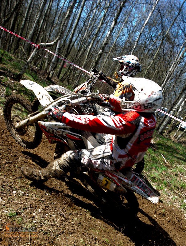 swietna-zabawa-podczas-pikniku-cross-country-33358