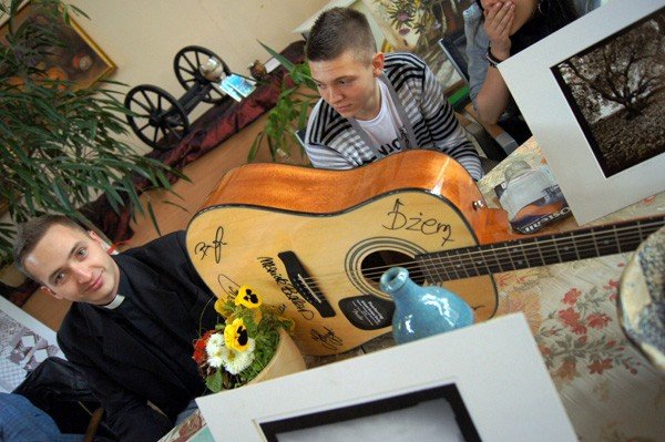 maria-zmuda-z-ksiazka-w-oriencie-byo-tumnie-33361
