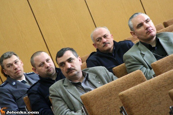 zarzadcy-budynkow-przeciw-zodziejom-i-oszustom-33401
