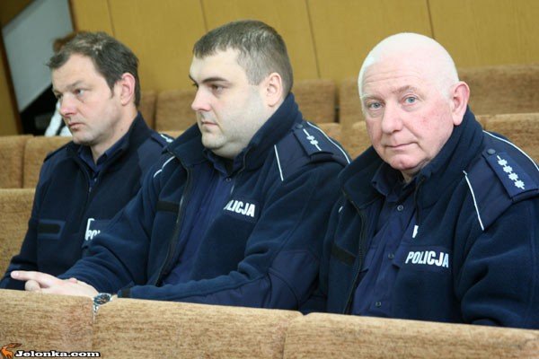 zarzadcy-budynkow-przeciw-zodziejom-i-oszustom-33401
