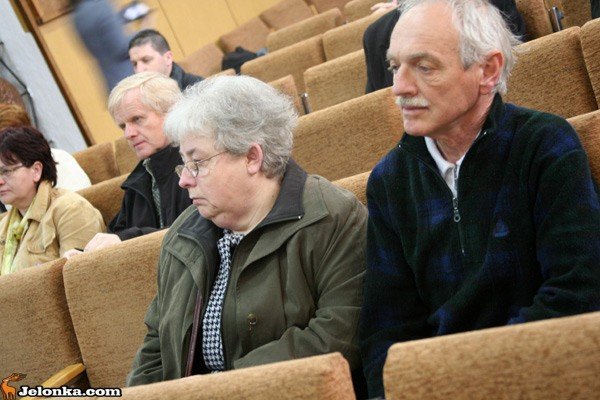 zarzadcy-budynkow-przeciw-zodziejom-i-oszustom-33401