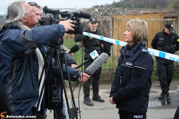 wypadek-samolotu-przy-jeleniogorskim-lotnisku-pilot-zgina-33447