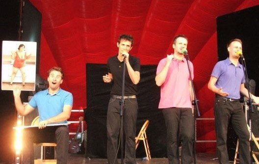 rozbawi-kabaret-skeczow-meczacych-33493